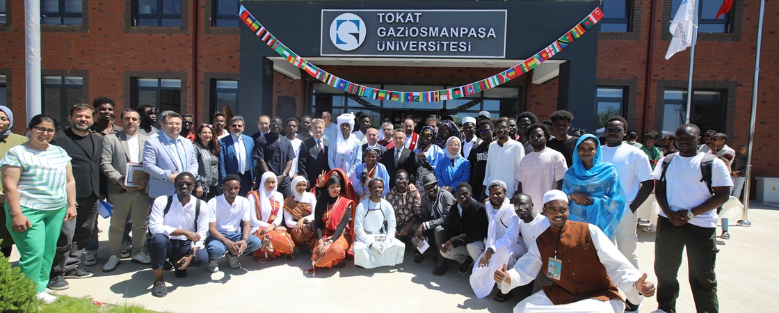 TOGÜ TÖMER'DEN ULUSLARARASI YEMEK FESTİVALİ